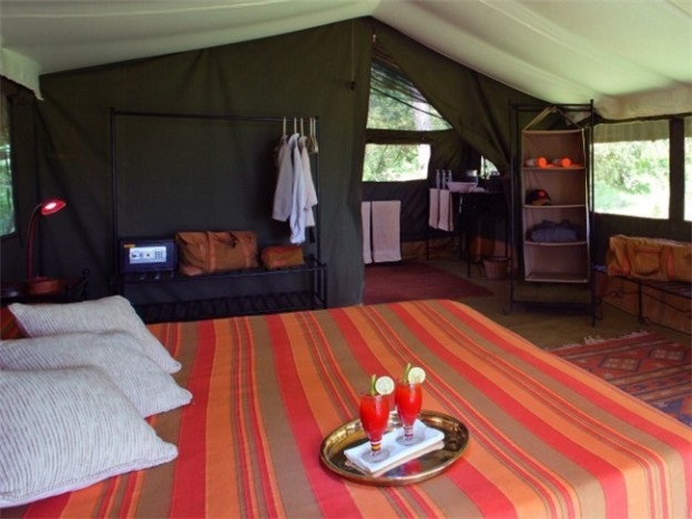 tour-listing-details-slide